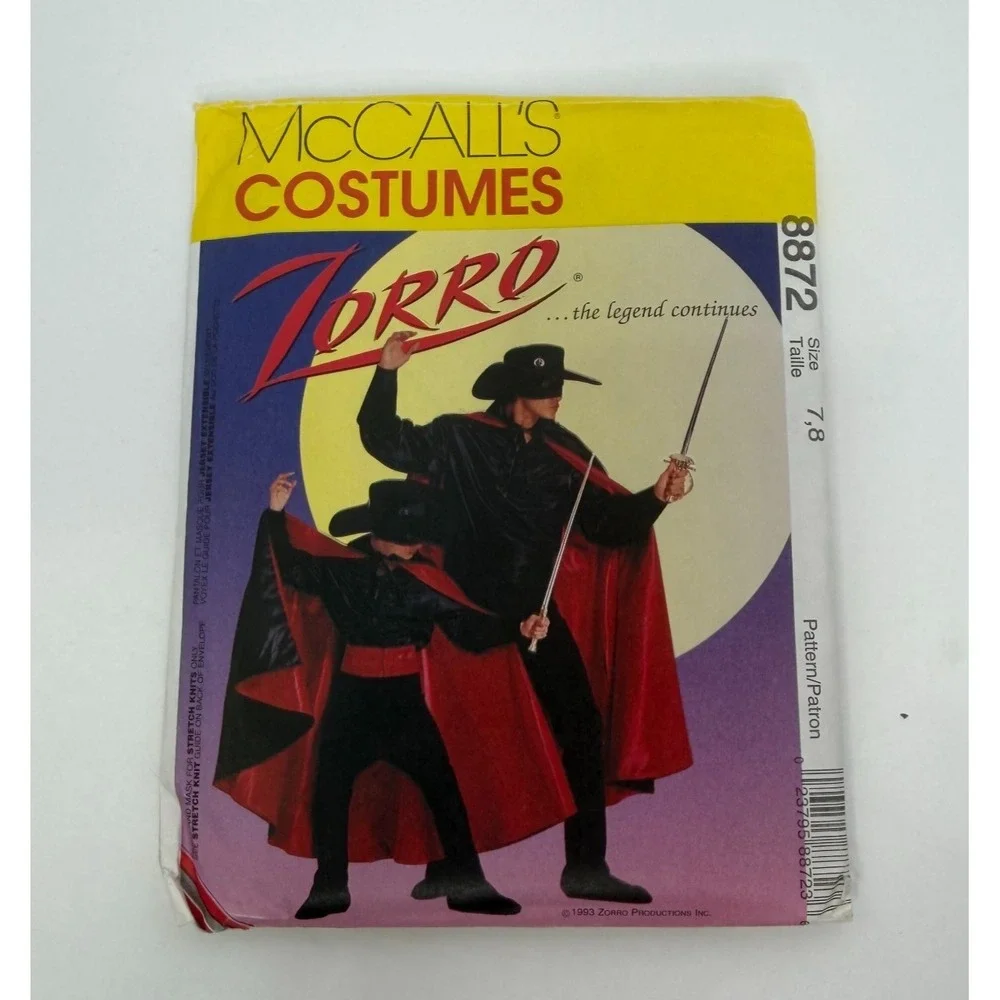 8872 ZORRO Costume CAPE McCalls Sewing UNCUT Vtg Pattern Boys Men Halloween  7-8